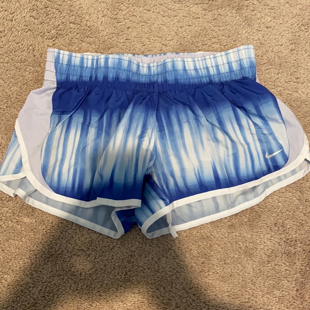 Running shorts